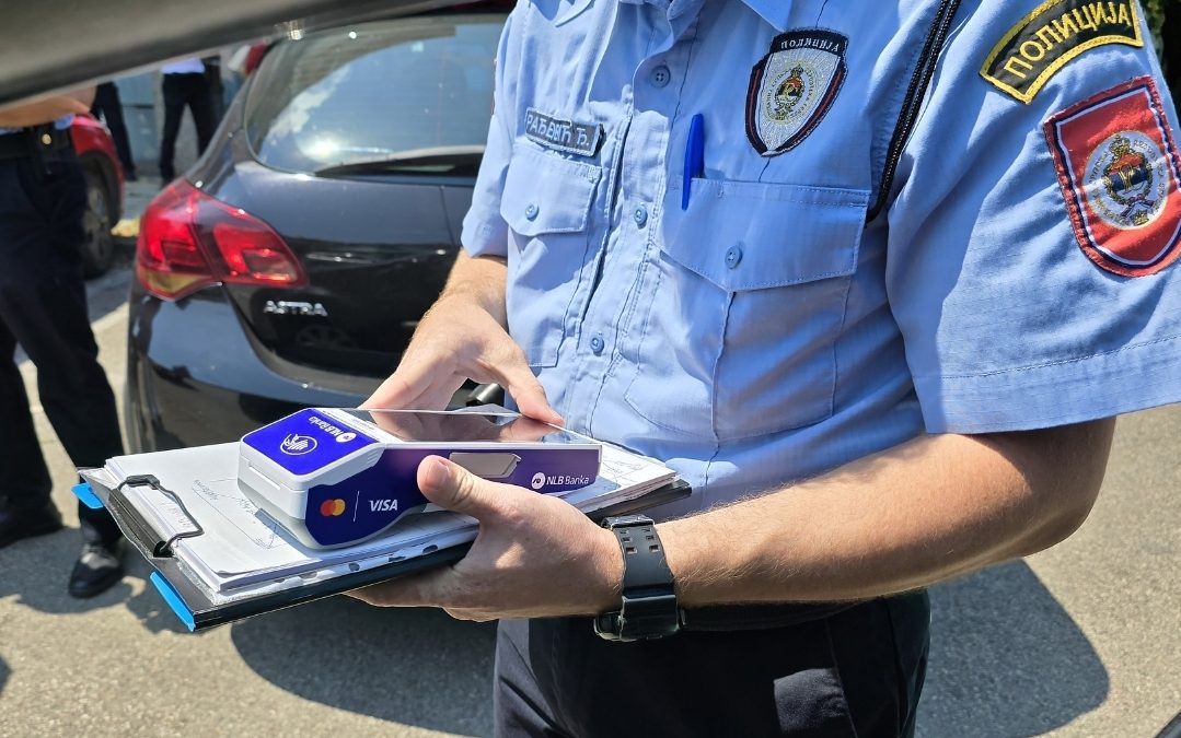 Građanima omogućeno elektronsko plaćanje saobraćajnih prekršaja na licu mjesta